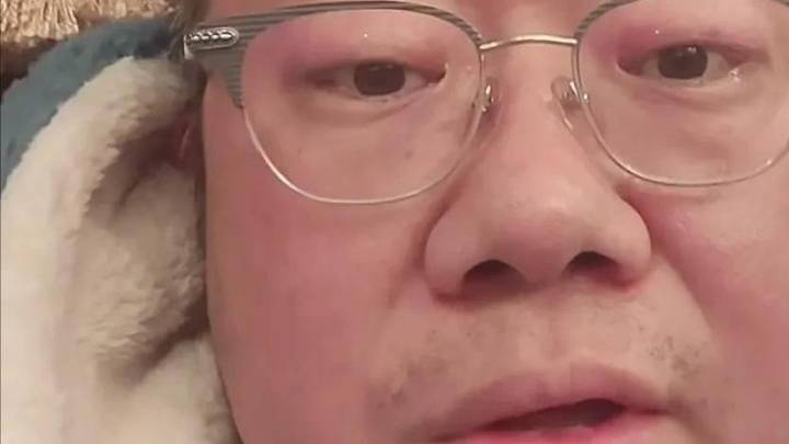 45岁主持人涂磊新冠加重，呼吸困难，你遇到过类似的情况吗？