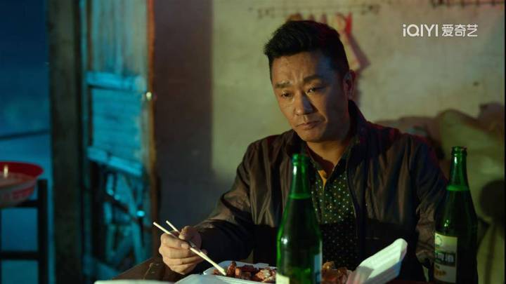 《狂飙》“懵”了！毒贩“钟阿四”的扮演者竟为著名涉毒歌星，你知道吗？