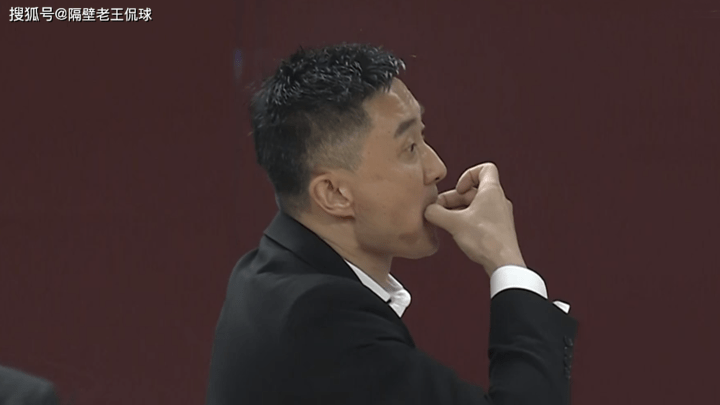 杜锋进场怒喷对手遭驱逐出场，你怎么看？
