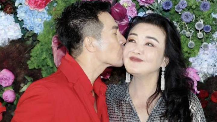 65岁张兰迎第二春，你喜欢她吗？