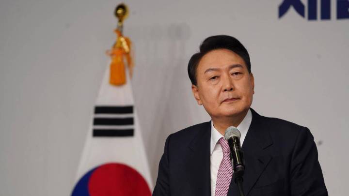 韩国最大在野党批尹锡悦对美外交是屈辱外交，你认同吗？