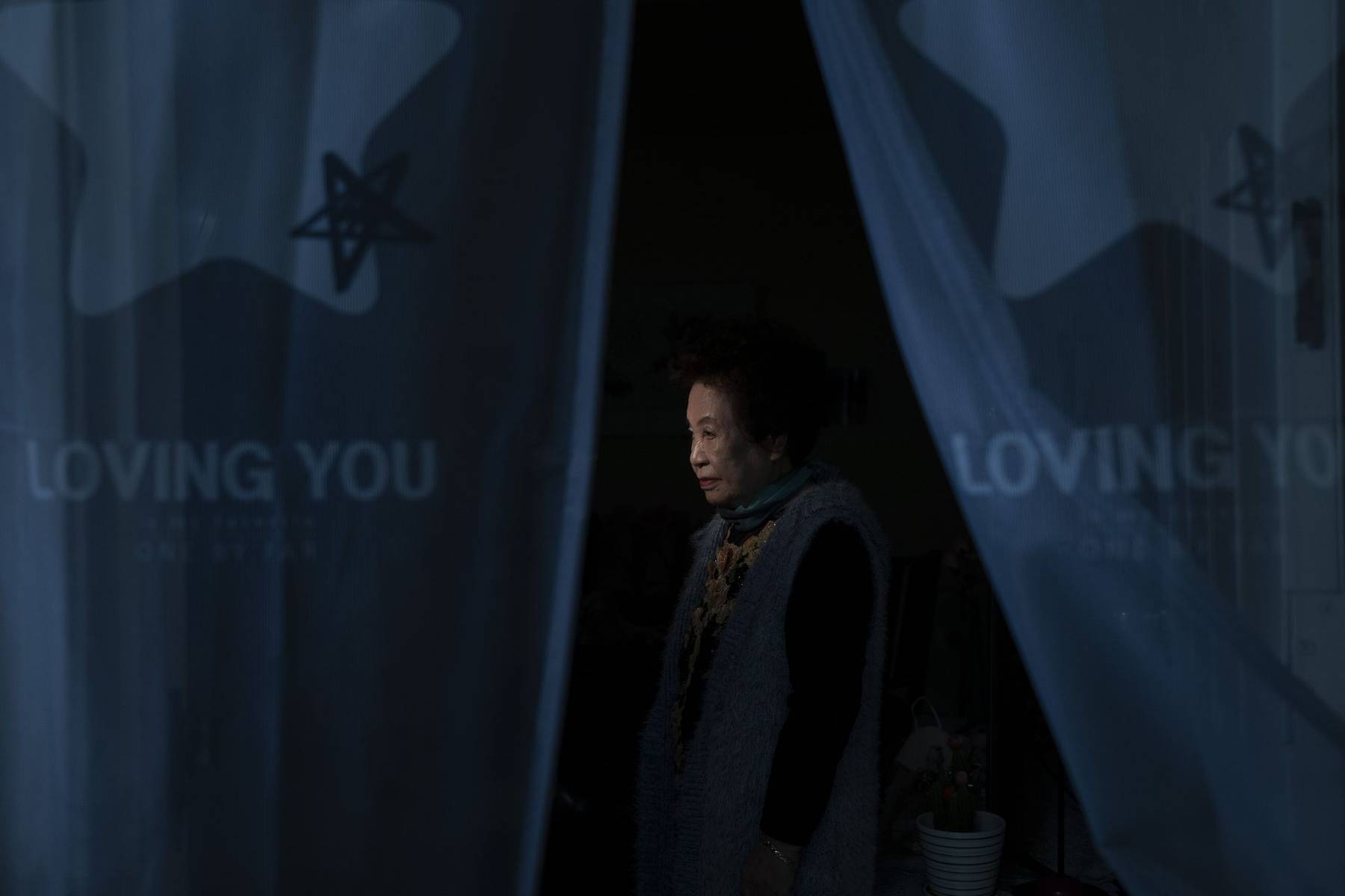 仇恨犯罪攻击下的亚裔恐惧情绪在弱势群体中蔓延-图库-手机搜狐