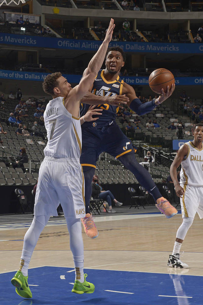 爵士主场强势迎战 普尔低迷后能否反弹 对决紫金军团成检验试金石