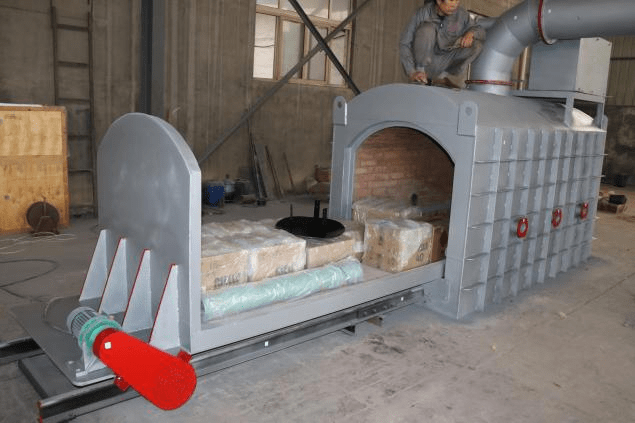 养宠物的盛行,也直接带动了相关行业的兴盛,像宠物火化,就成为了近年