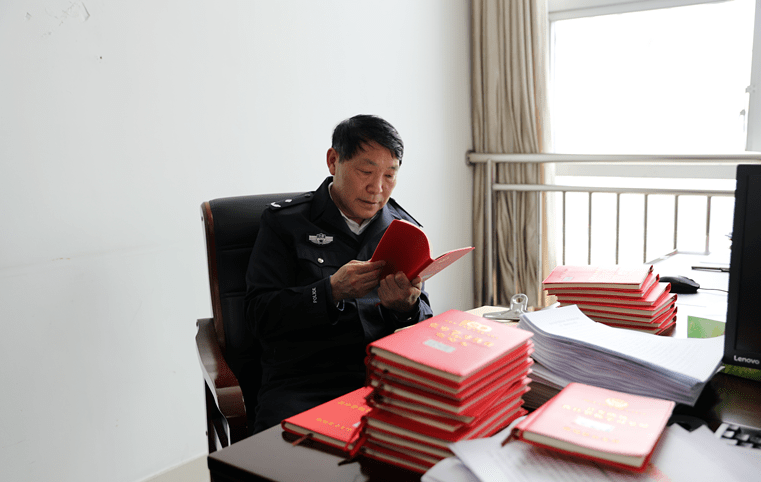 市局党委委员,副局长王健到商城县公安局调研督导公安队伍教育整顿