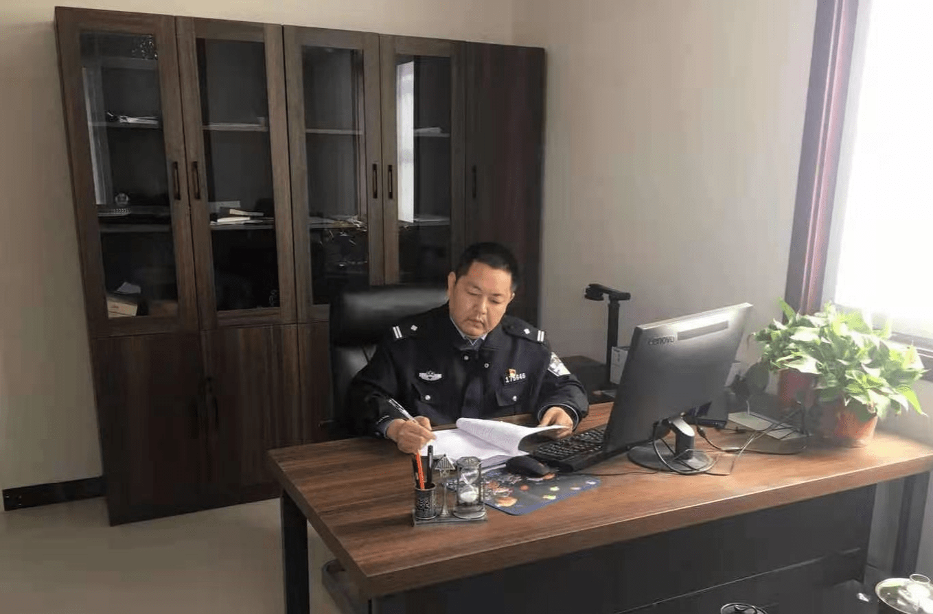 攻坚克难 永不言弃的追逃能手—记驿城分局老河派出所民警余华伟