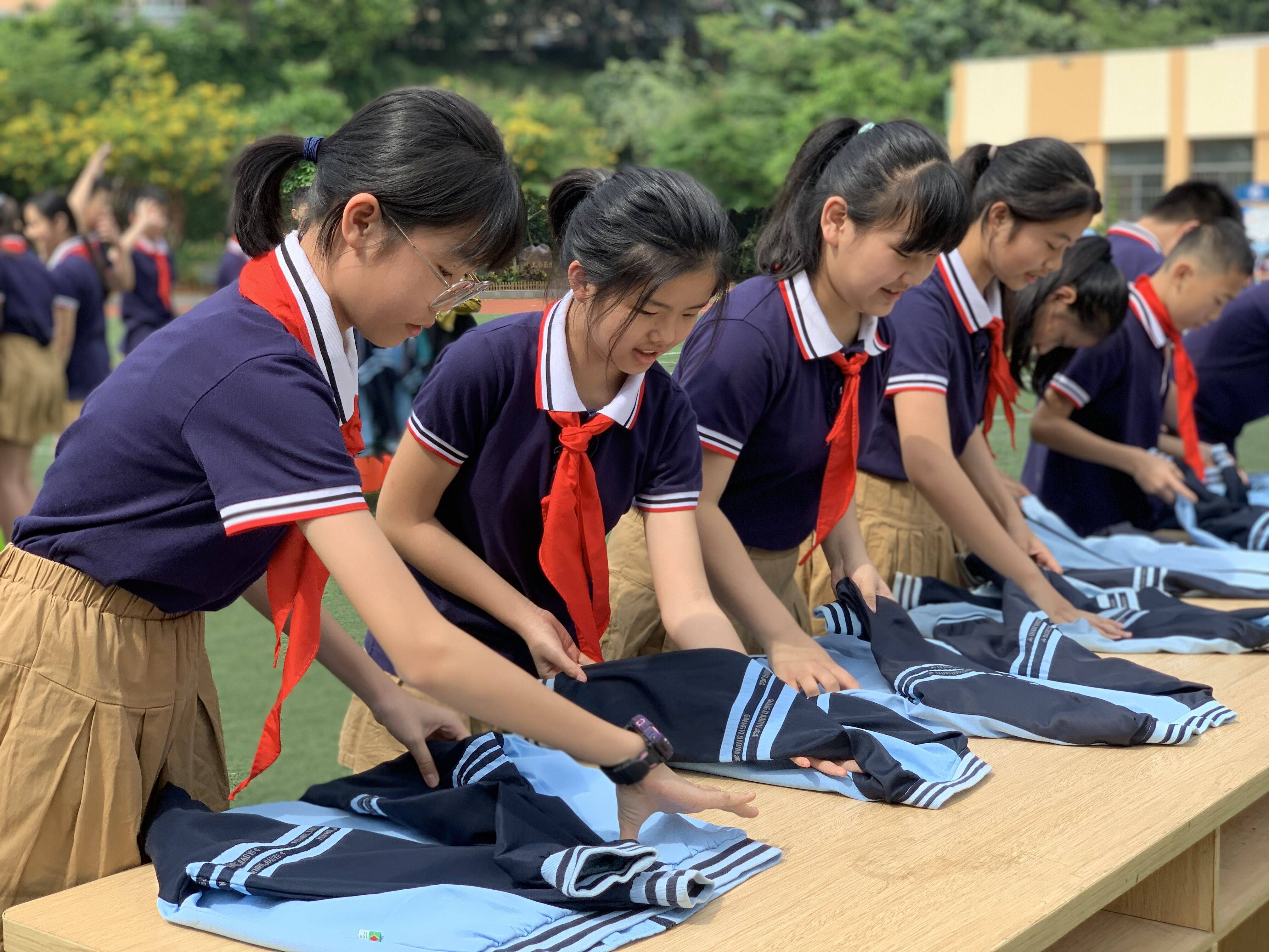 劳动技能大赛,跳蚤市场南宁市澳华小学开展庆祝劳动节主题活动