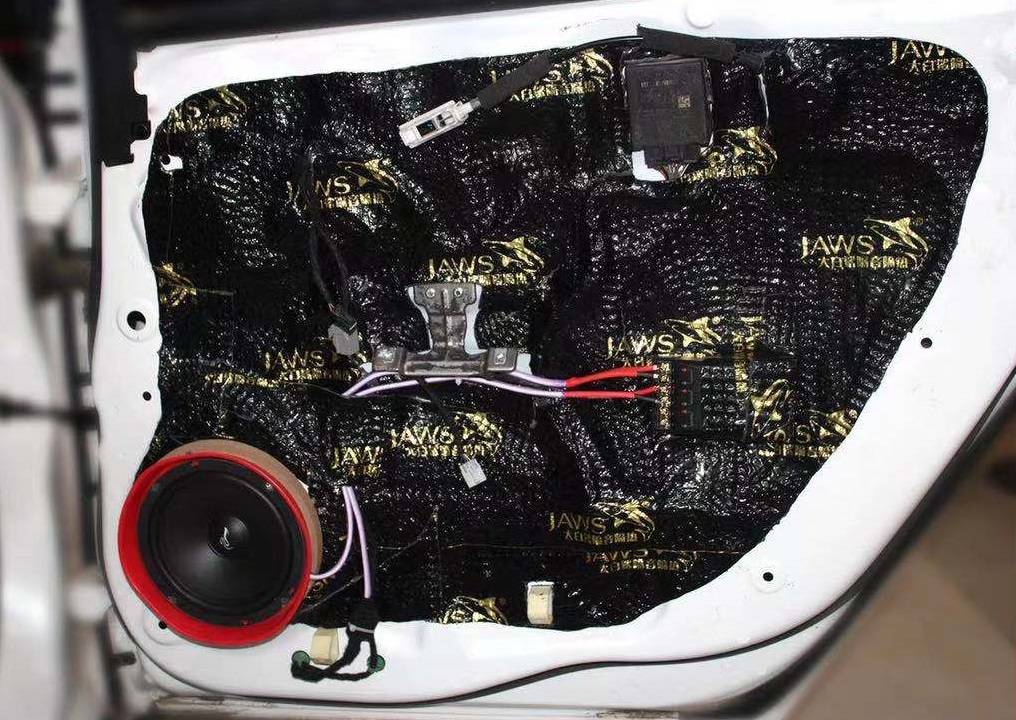 福特蒙迪欧汽车音响改装案例音路上有你