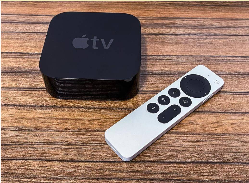 appletv4k動手操作新遙控器圍繞原始電視運行