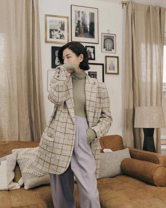 女人怎么打扮自己才好 5b8368ede626489cbd4d0f32c6e02450.jpeg