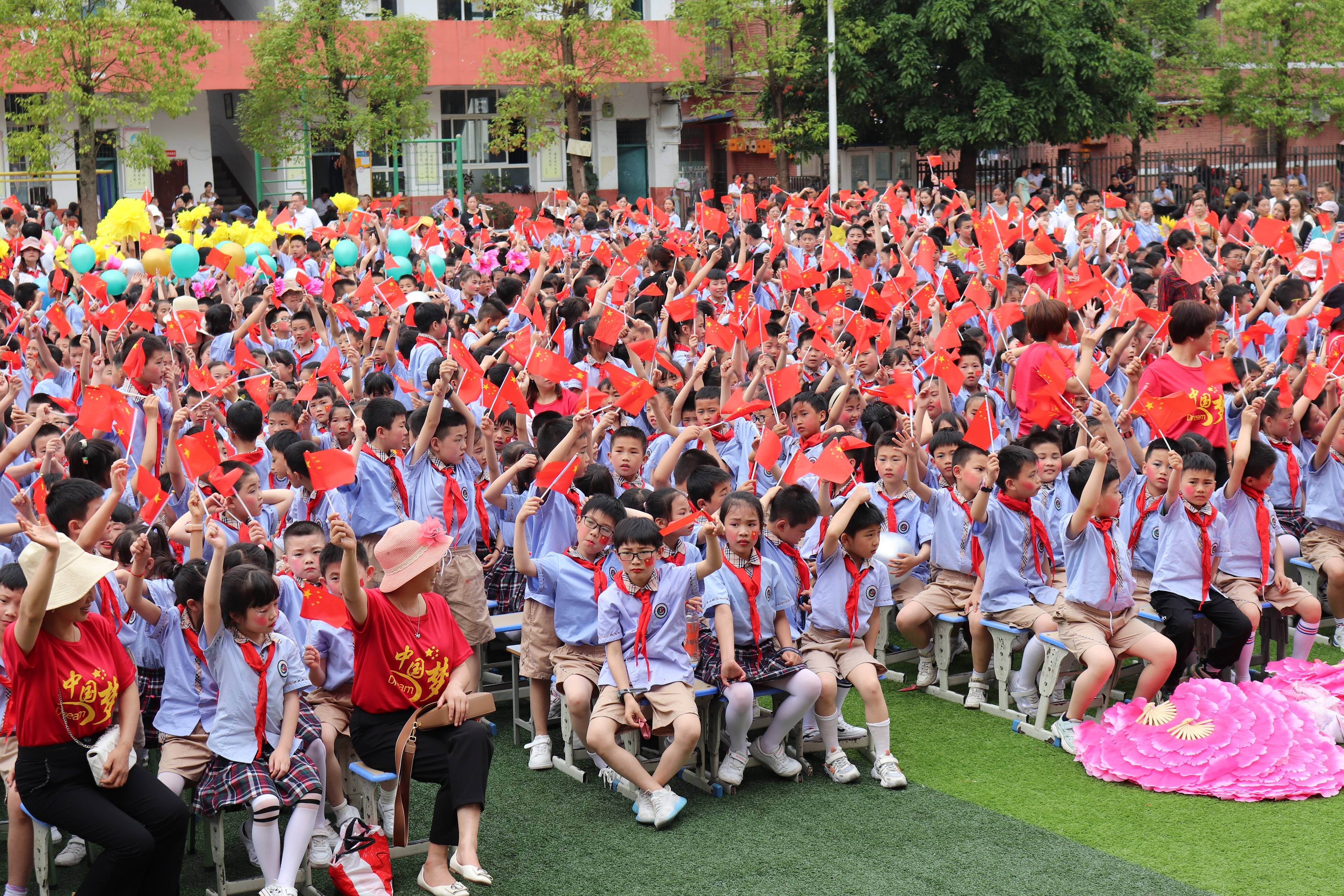 石岭小学图片