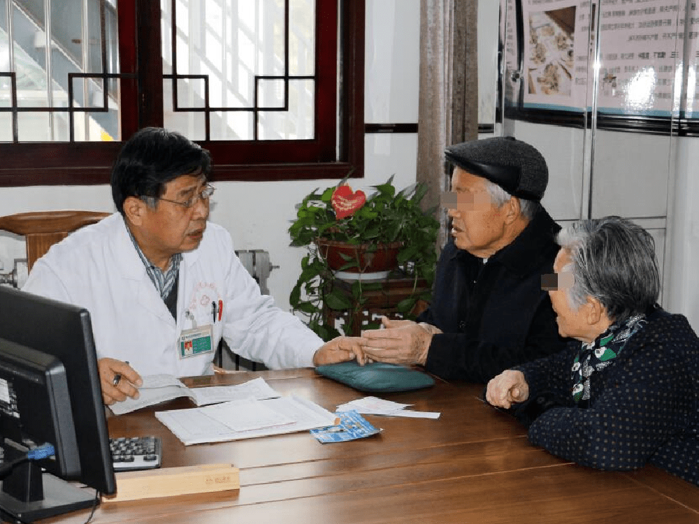 中医药学会|全国知名肛肠专家-刘明学主任在西安马应龙肛肠医院出诊讯息！