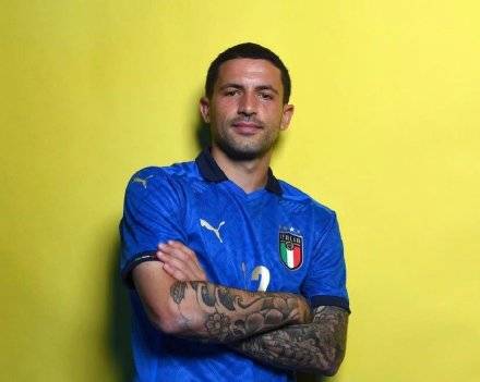 官方：森西因伤退出意大利国家队 佩西纳入选_欧洲杯