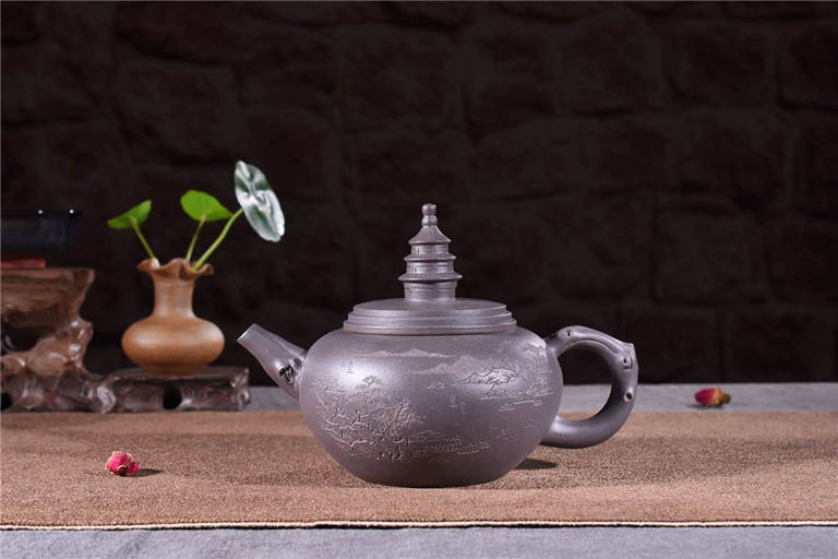 宝塔壶   徐红娟紫砂作品