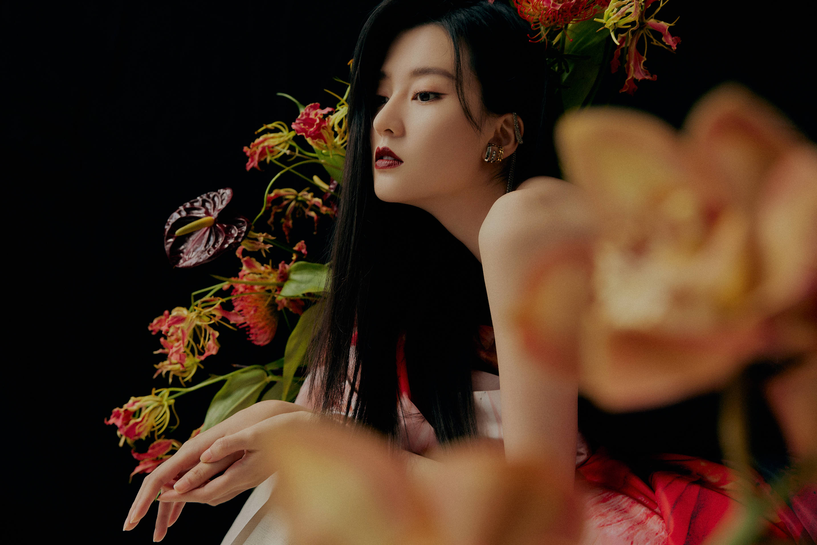 原创46岁的佘诗曼感慨自己永远是贪心的乔欣自爆对于容貌焦虑的看法