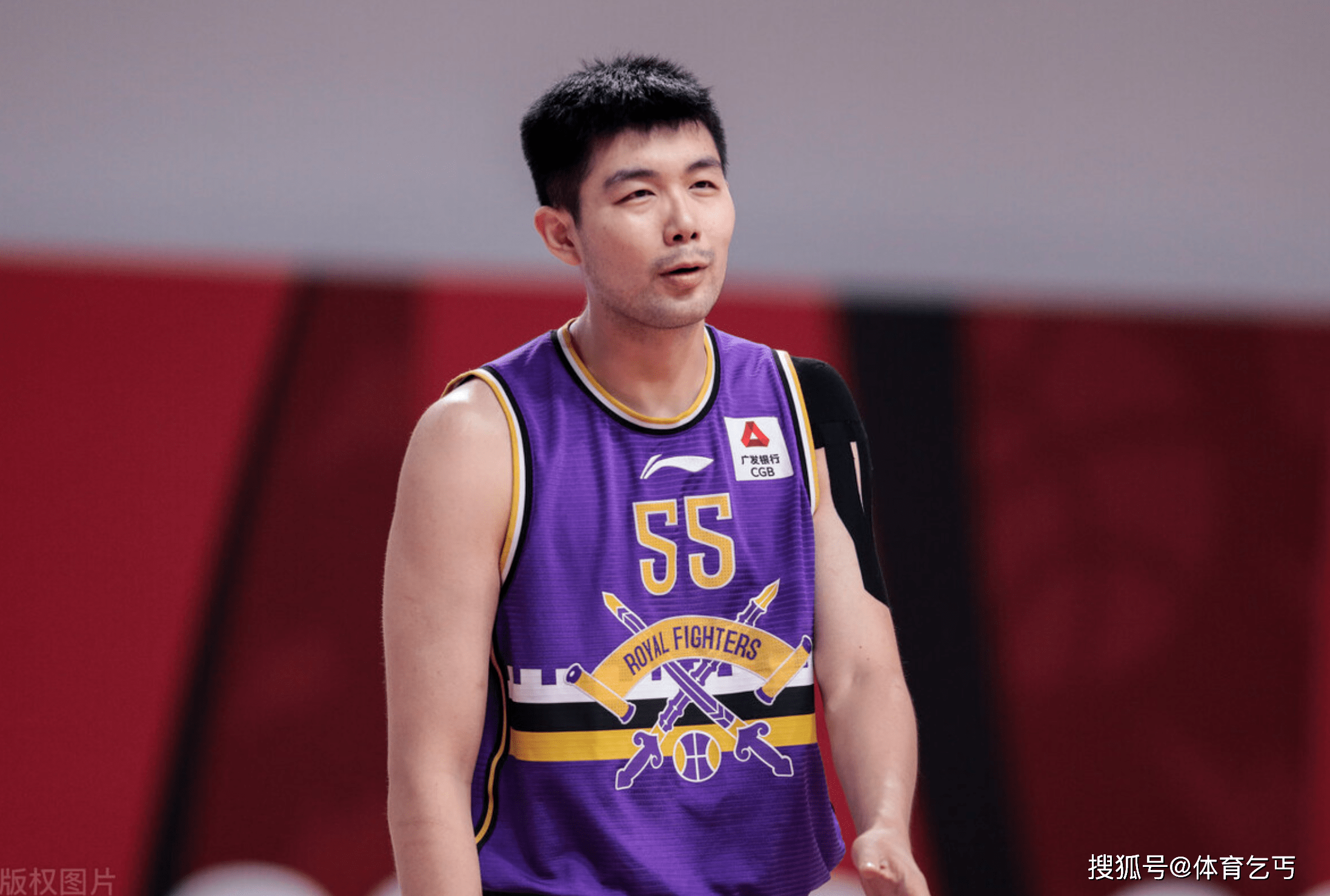 马布里结束隔离正式归队全力打造全华班,顶薪先生孙桐林或许离队