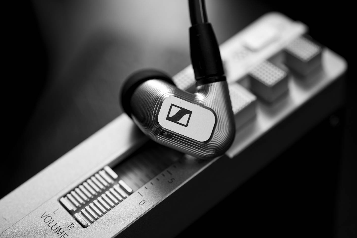 孤高的执着森海塞尔ie900hifi旗舰入耳耳机评测