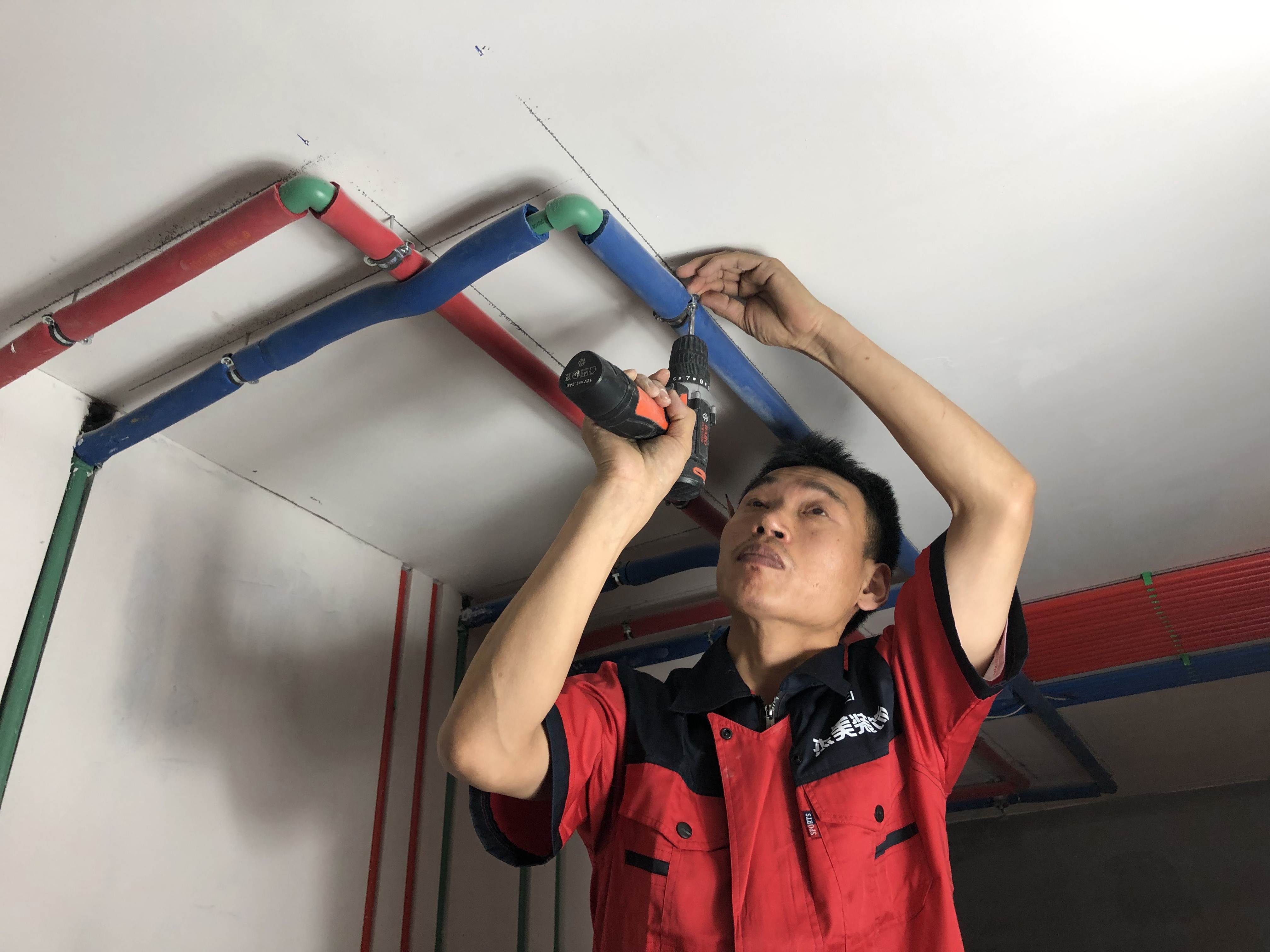 大连装修公司装修二手房如何拆改水电?