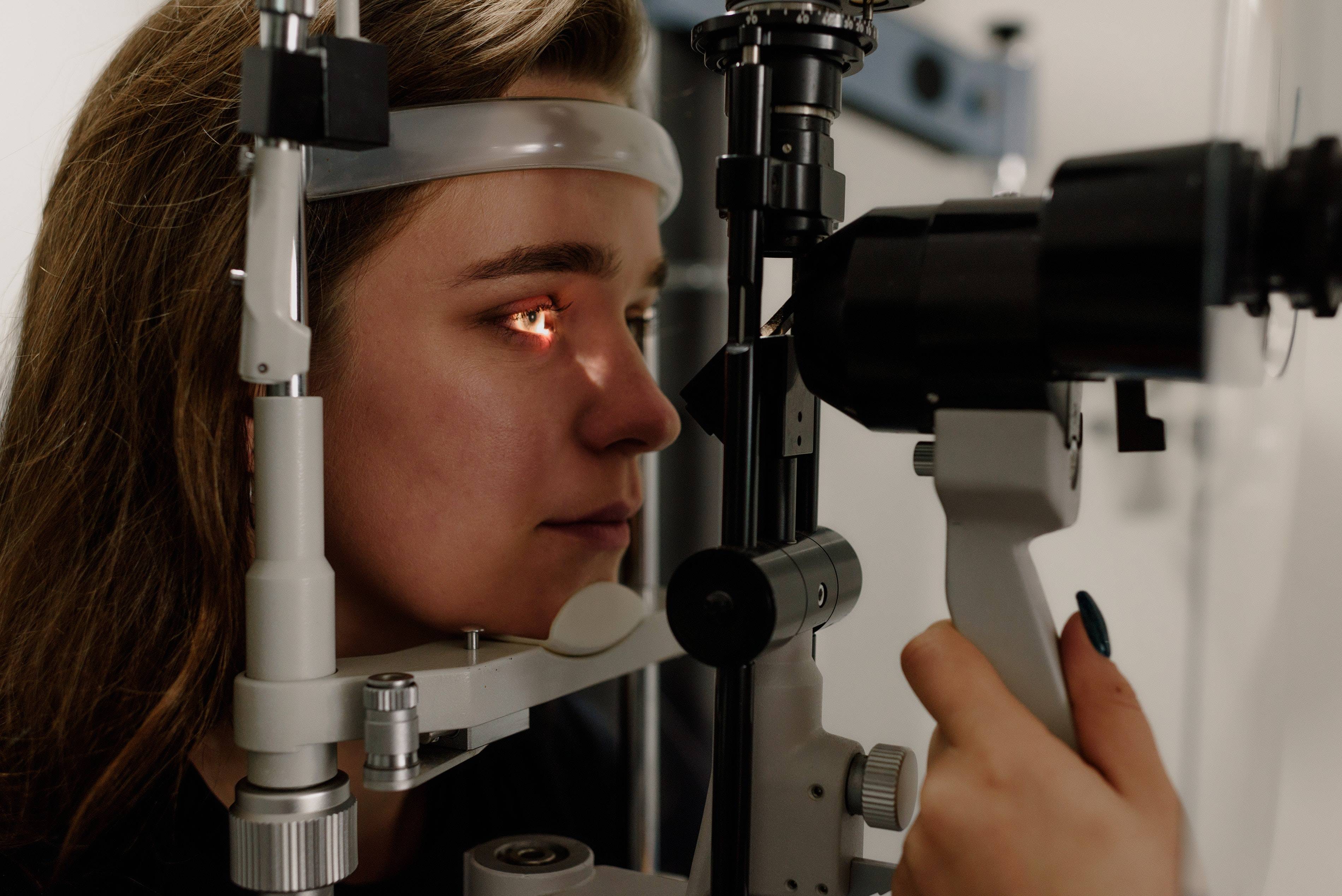 眼睛近视做激光手术有什么副作用?