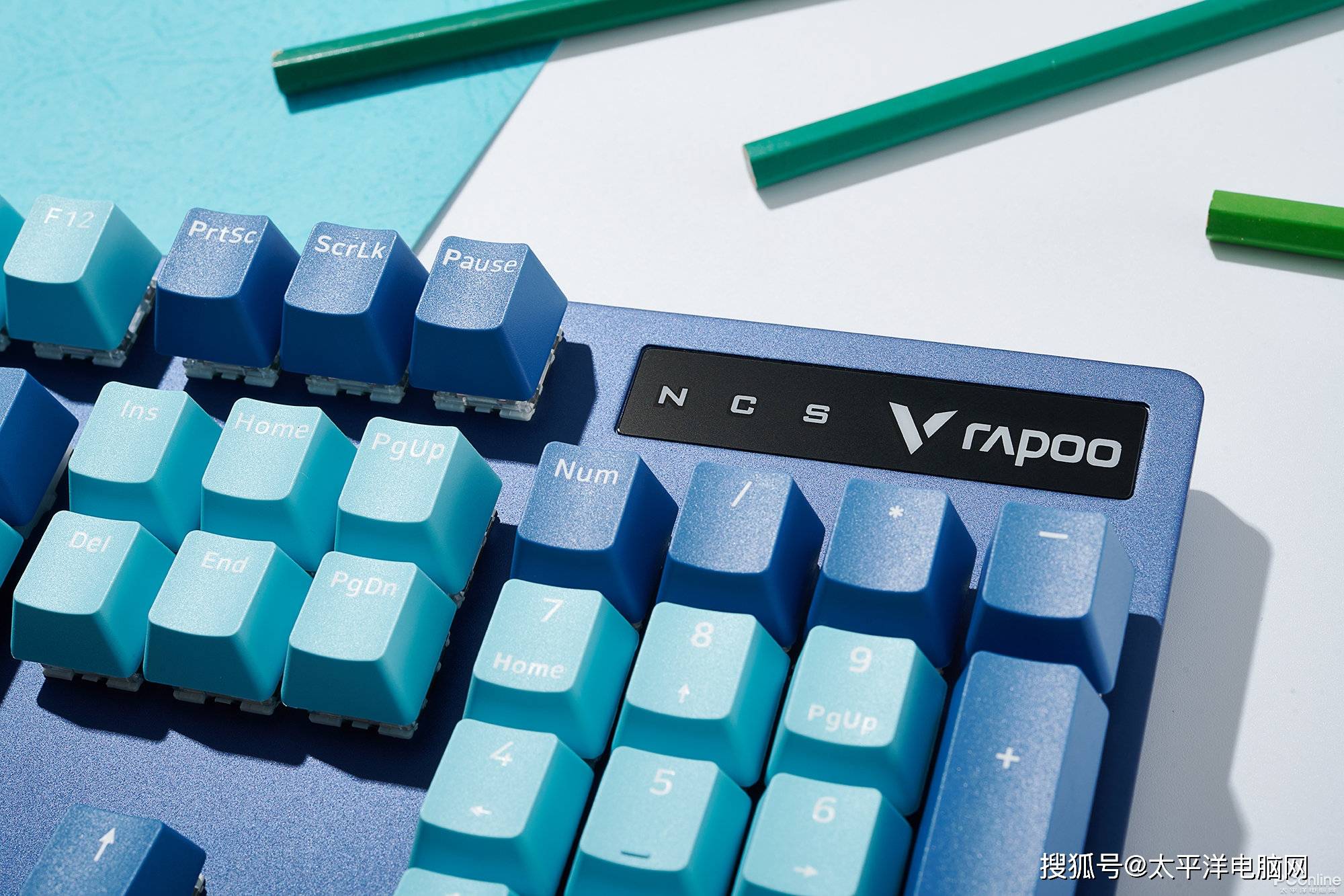 多款潮流配色,雷柏v500pro游戏机械键盘图赏