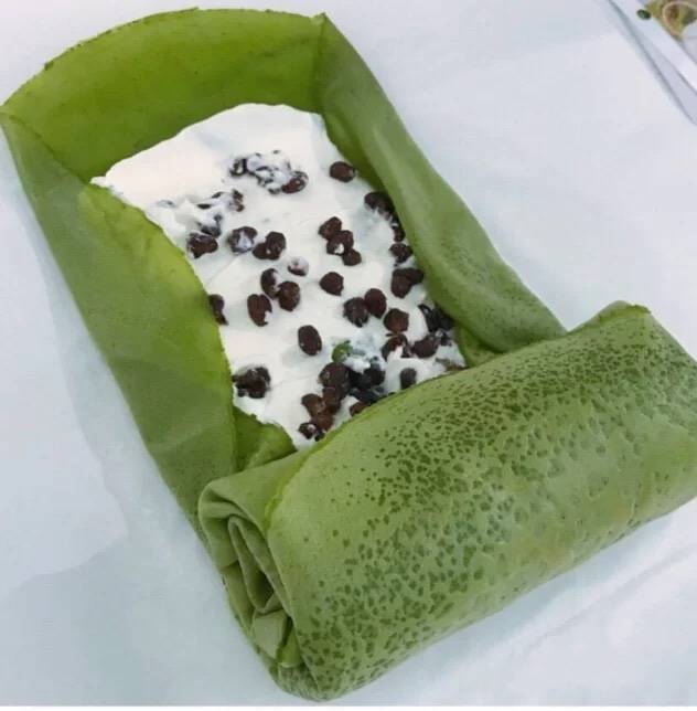 一分钟get网红抹茶毛巾卷的制作方法