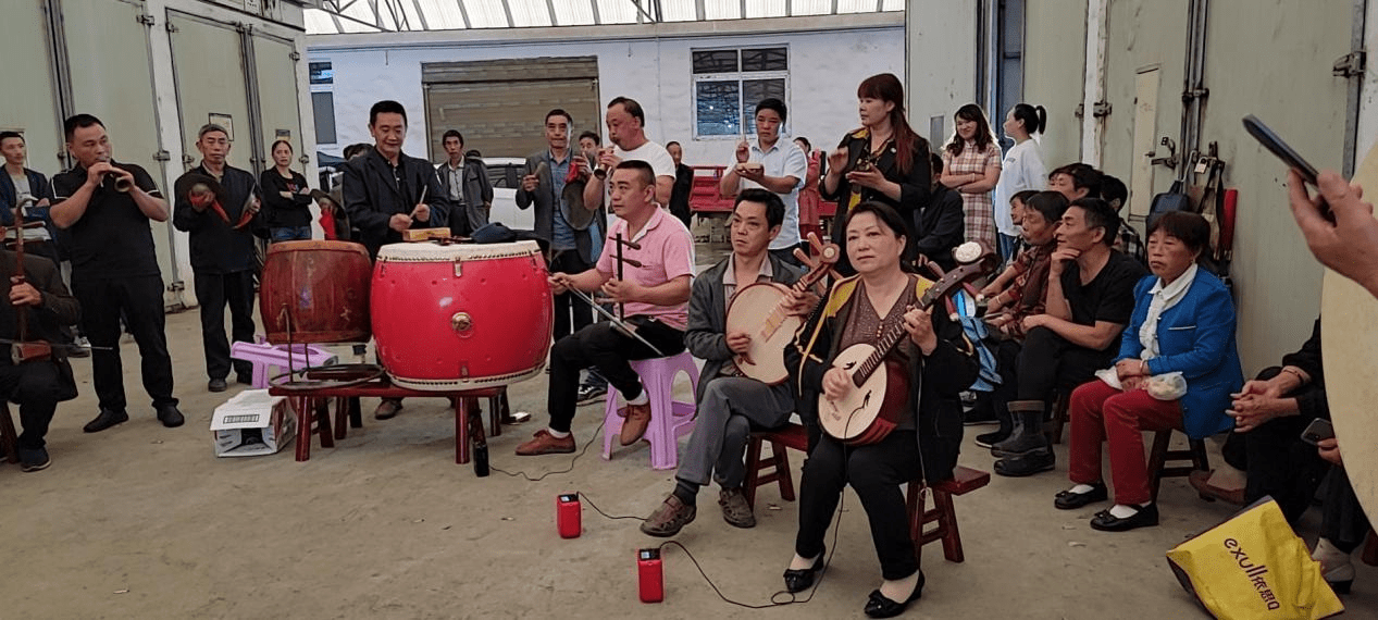 为乡村振兴注入市场活力恩施轻辅旅居 考察太和街村特色民宿