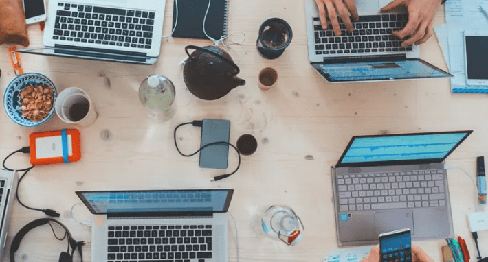 微博热搜排行_微博“明星势力榜”下线,“热搜”是否也要整改