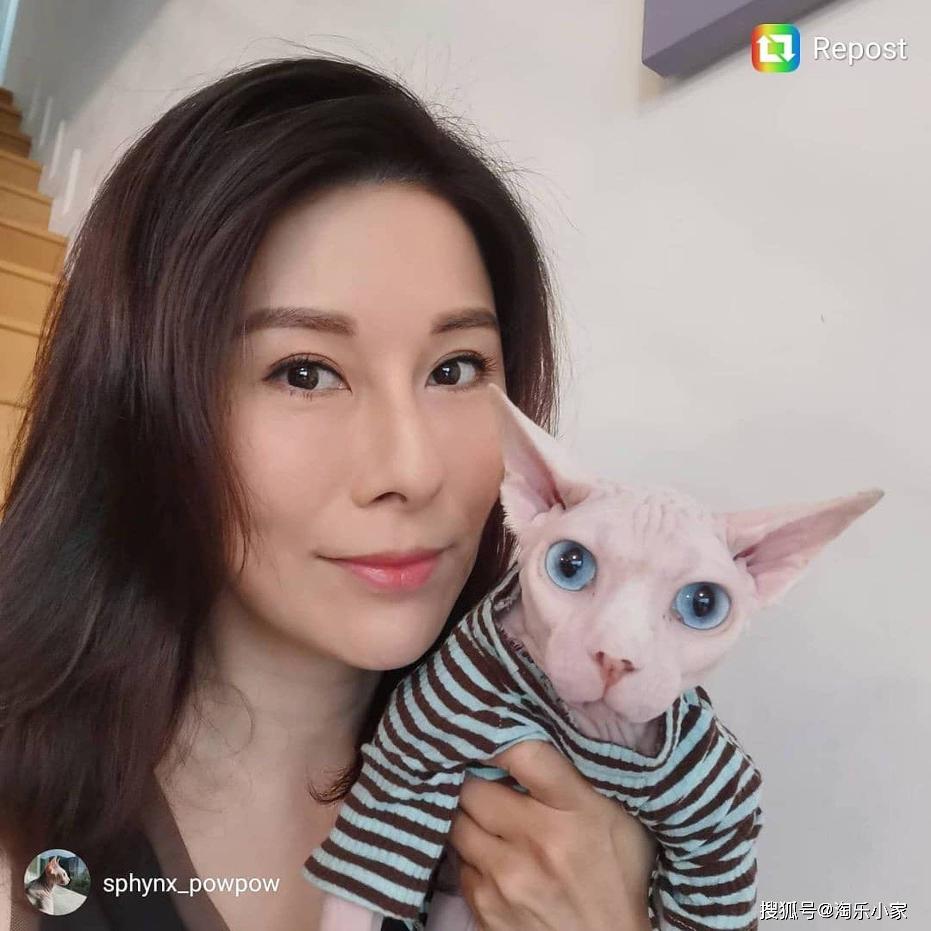 她曾在古惑仔3被乌鸦拍照44岁的她保养得宜身材二十年如一日