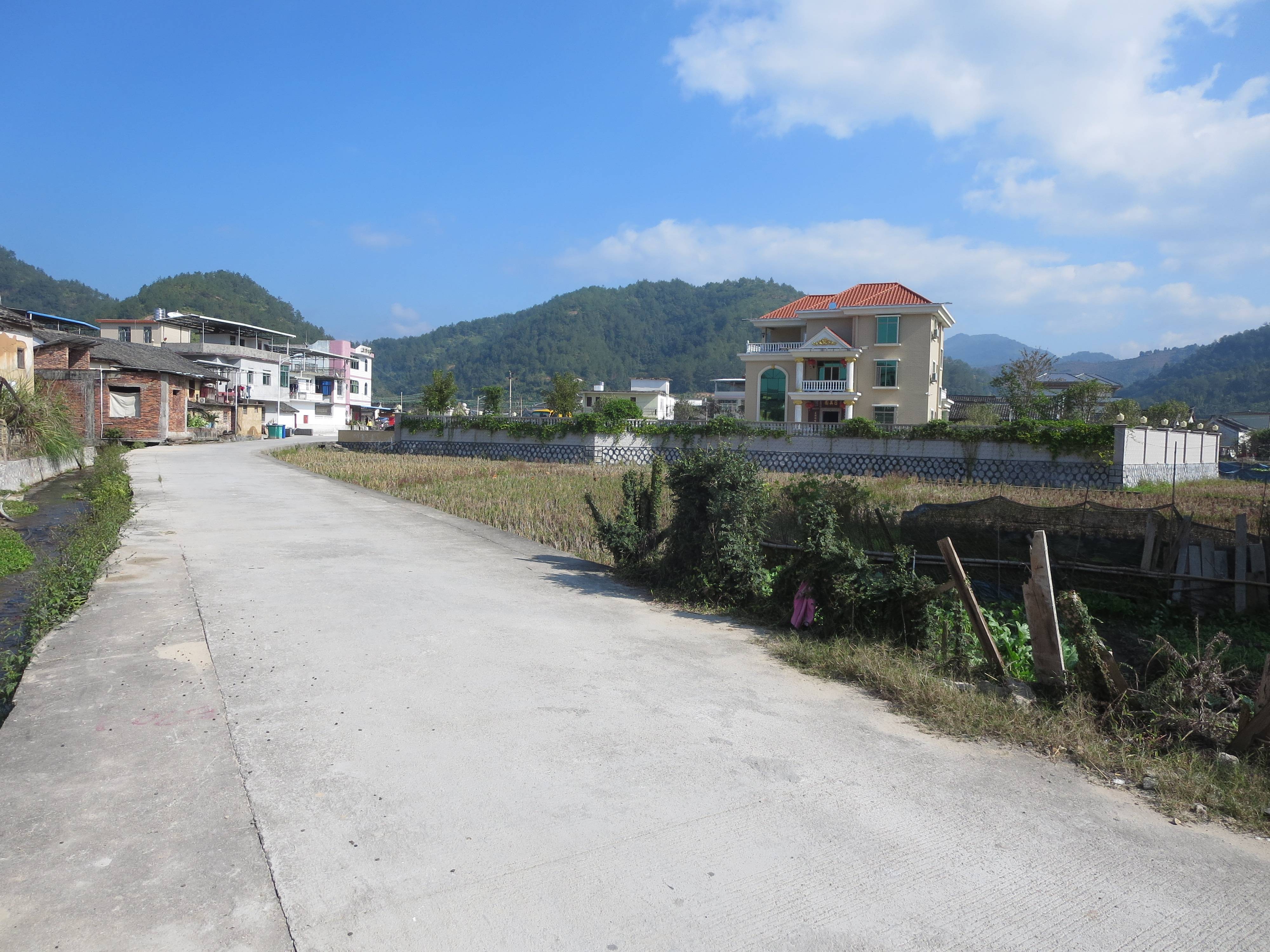 莒村沃土 拱秀门庭