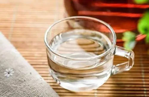 关系|脸洗不干净，和水有关系么？