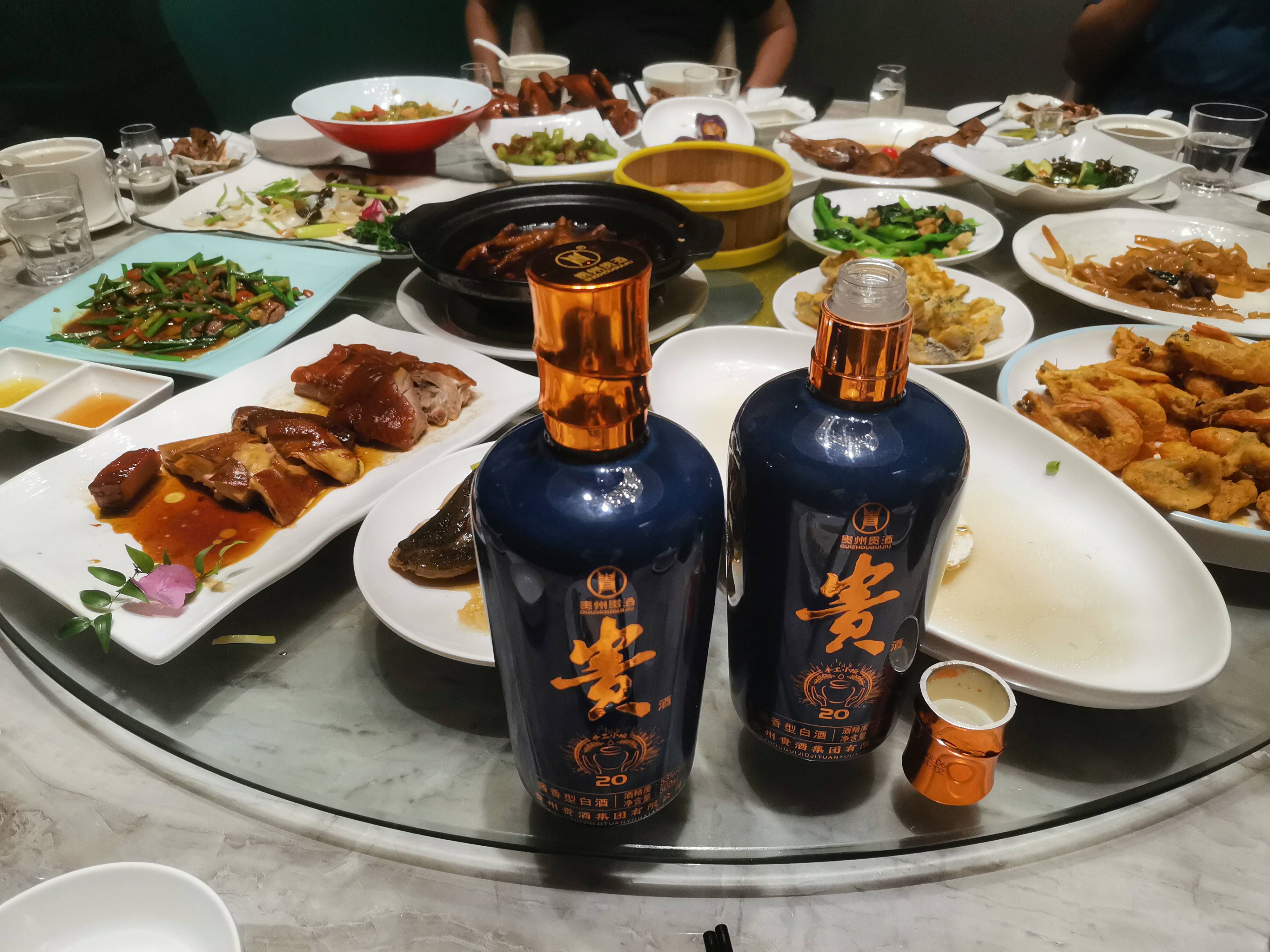 贵酒手工小坛:上半年增长390%,贵州贵酒成河南市场酱香黑马