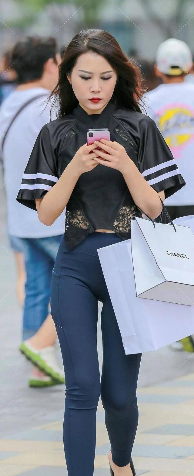 整体|时尚成熟的打底裤穿搭年轻有气质,修身塑形提气质,气质不凡