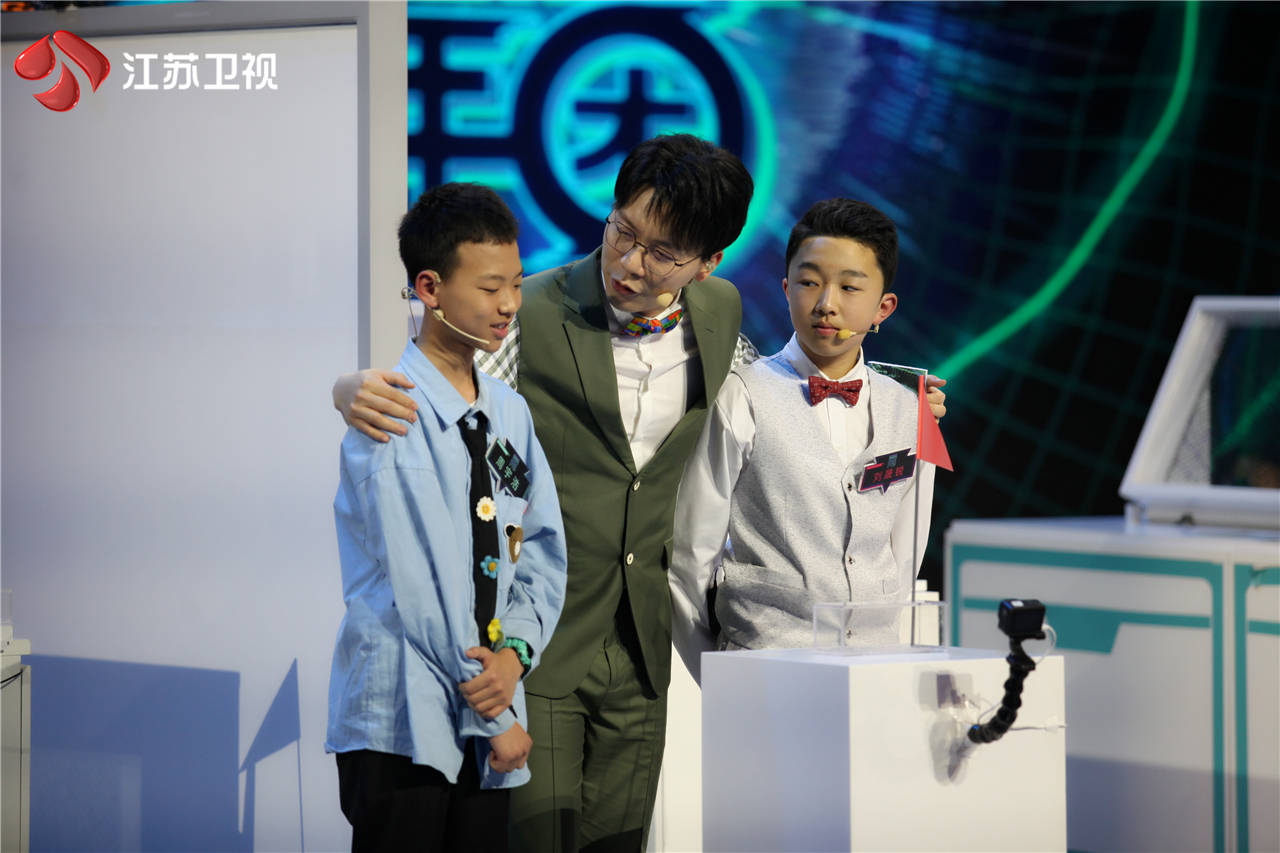 周宇浩|《超脑少年团》惊现“瑜亮”之争 马伯骞吐槽父亲“总挖坑”