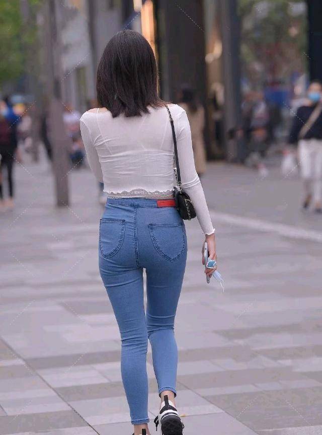 142abf2f39a1494ea7e1e070b744dc9a.jpeg