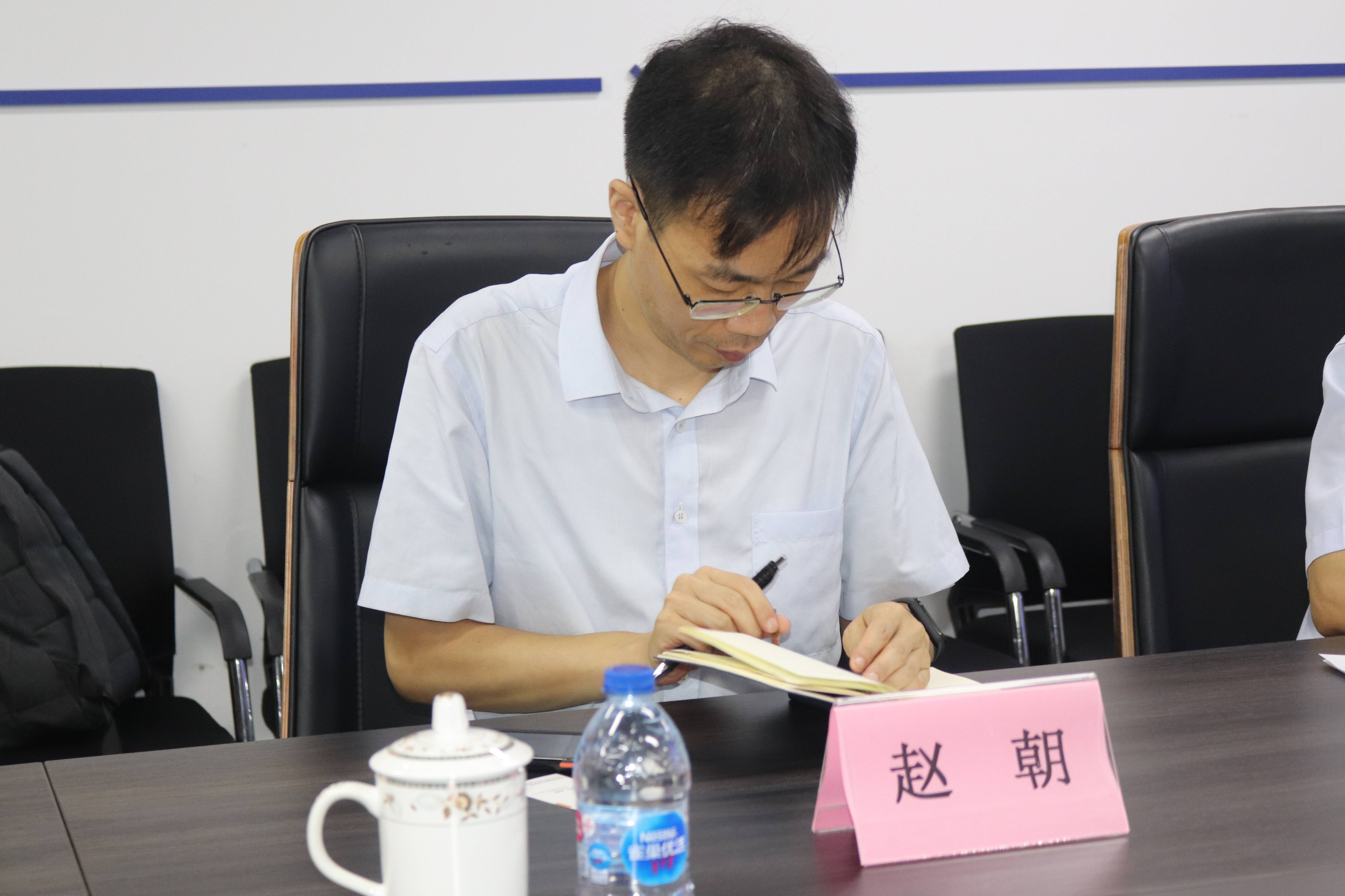 杭州市投资促进局投资促进一处投资专员赵朝▲杭州炽橙数字科技有限