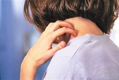 有什么方法可以快速消除荨麻疹 2a2bdc9be8f0488e8f855974737fefbb.jpeg