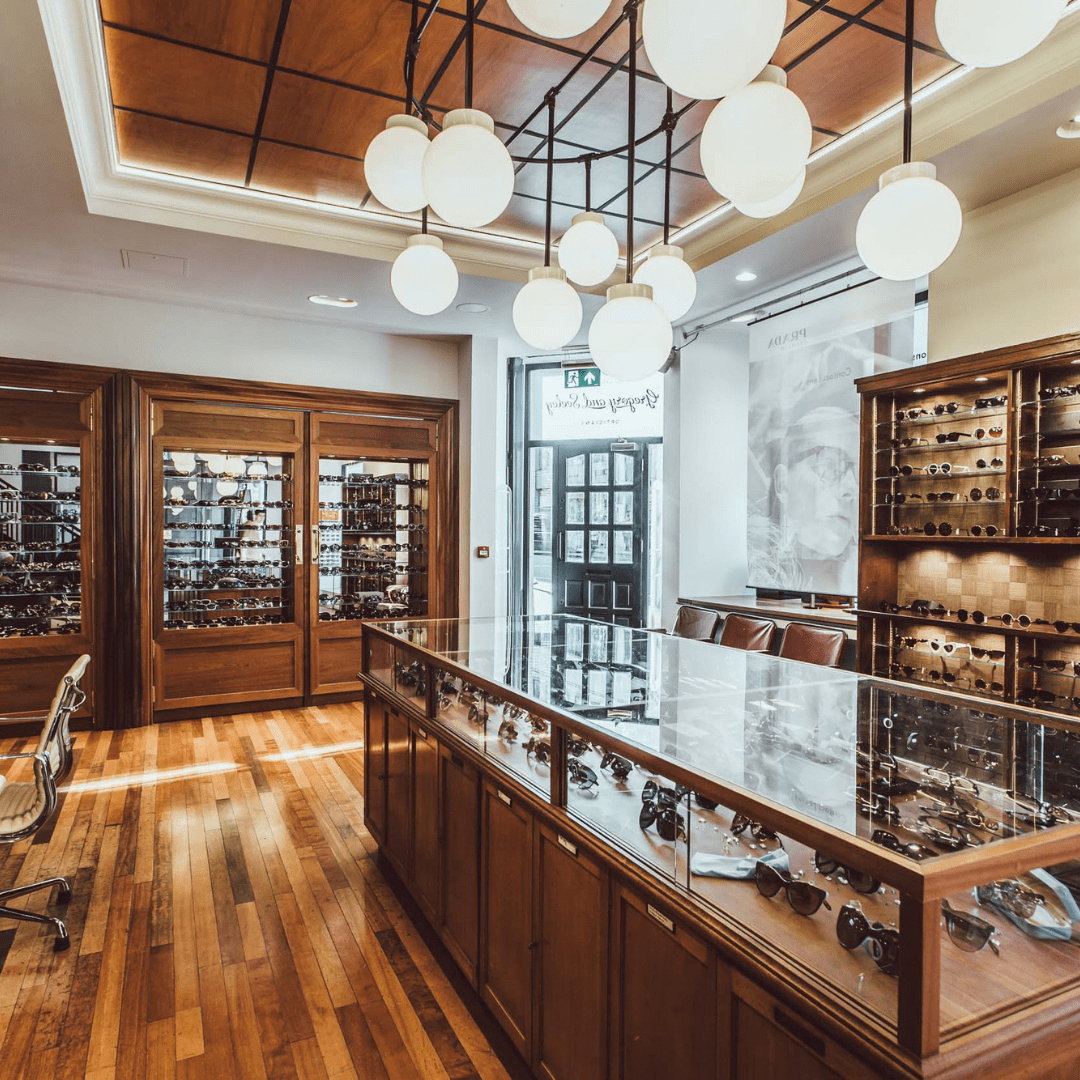 镜框|The Eye Place ｜英国最尖端的验光科技，最先进的配镜体验