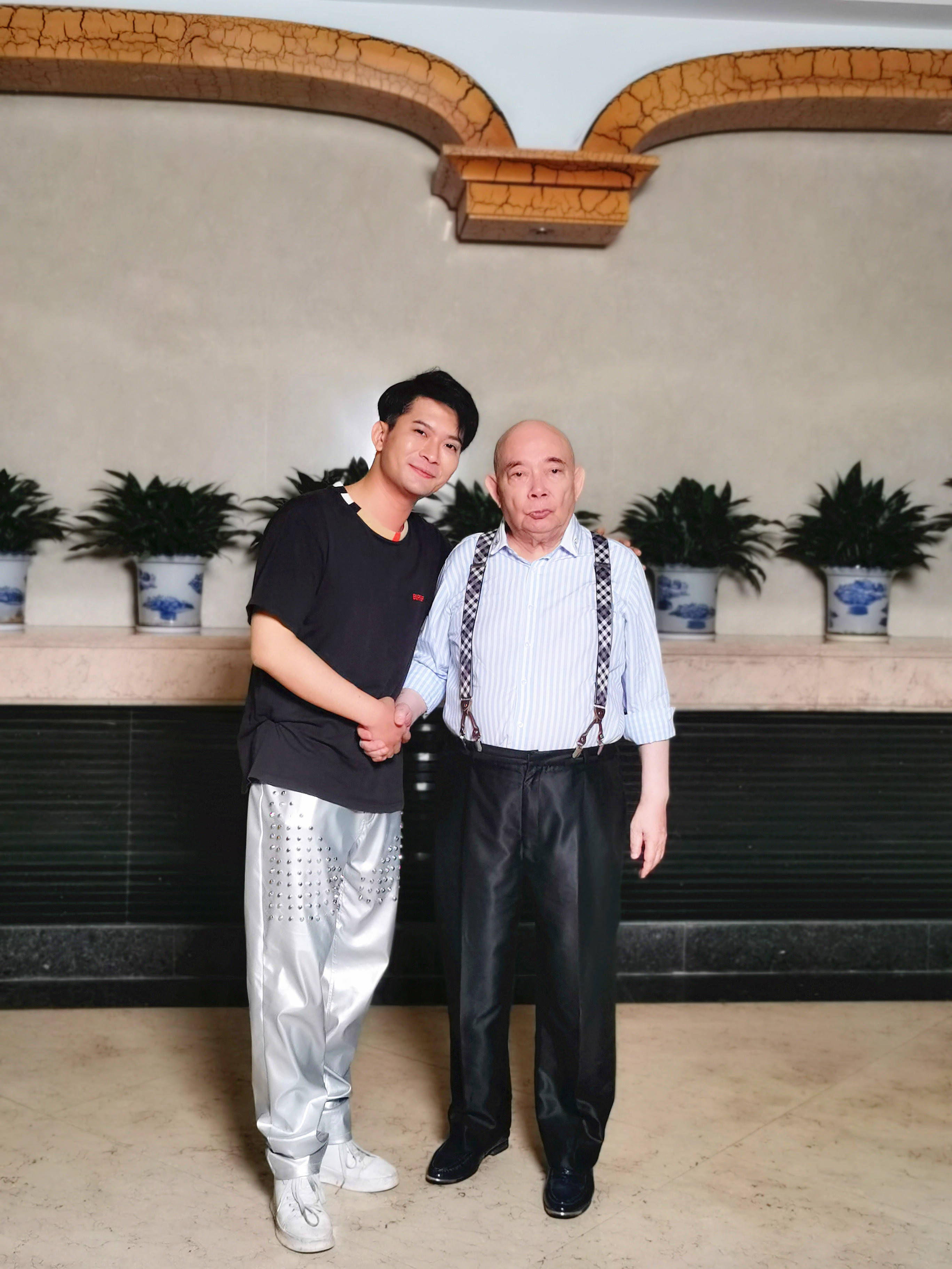 Master|80爱情故事 港风网剧定档9月 抖音首播