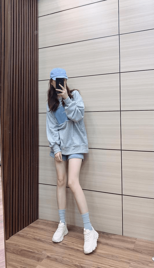 审美|人类高质量女性疯了？为什么喜欢这样的“蠢鞋”