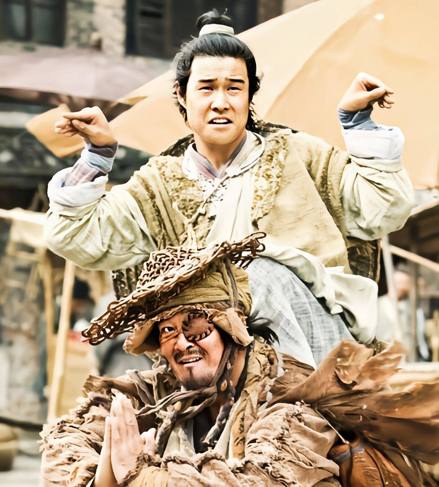 接下来又拍了《大笑江湖》,《怪侠欧阳德》等影片,师傅赵本山更是不惜