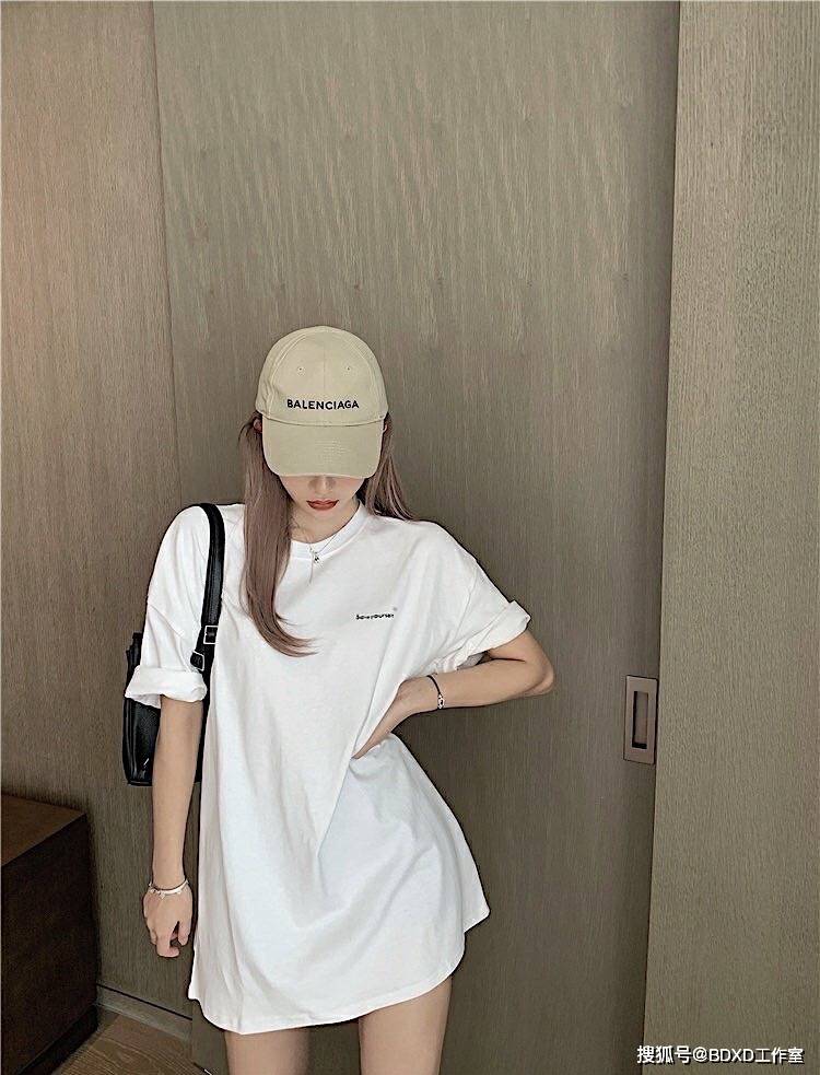 男女|OOTD | 巴黎世家balenciaga小字母短袖T恤