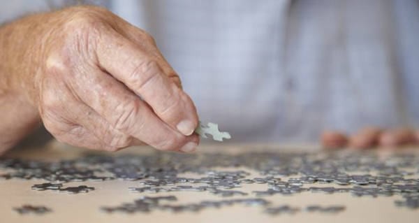 剂量|帕金森病不同的药物治疗最佳的服用时间与剂量