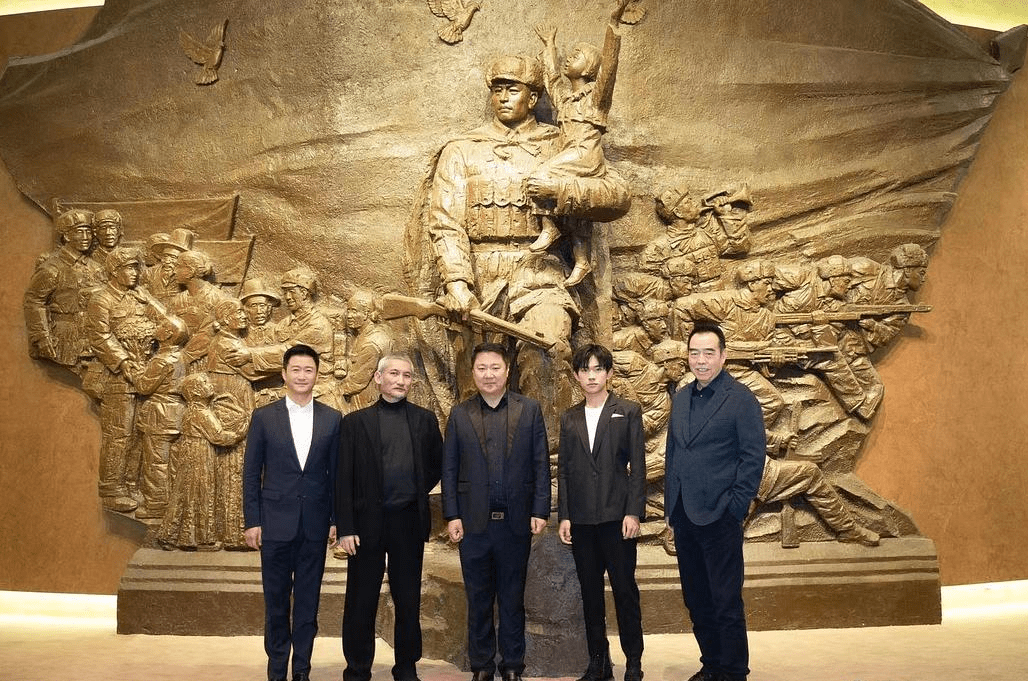 吴京|长津湖撤档延期上映是好事吗，票房能否突破《战狼2》打破国内影史记录？