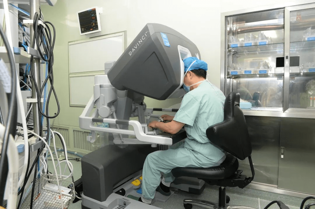 达芬奇|天津首例！达芬奇机器人辅助下二尖瓣成形术在一中心医院完成！