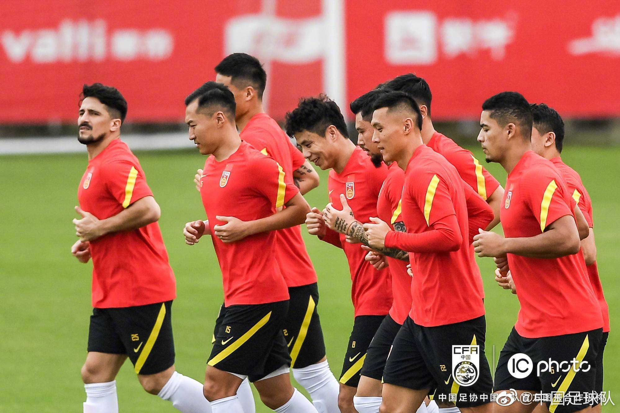 国足卡塔我实习场配置装备部署颇为先进 FIFA评分下达99分