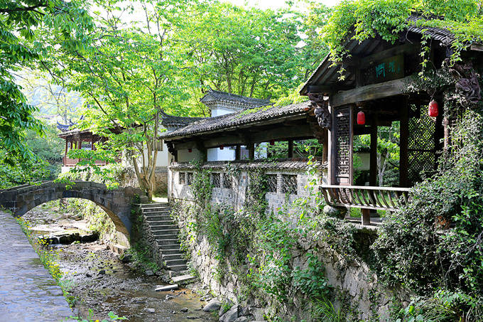 查济古村落保存完整的明清古建筑群