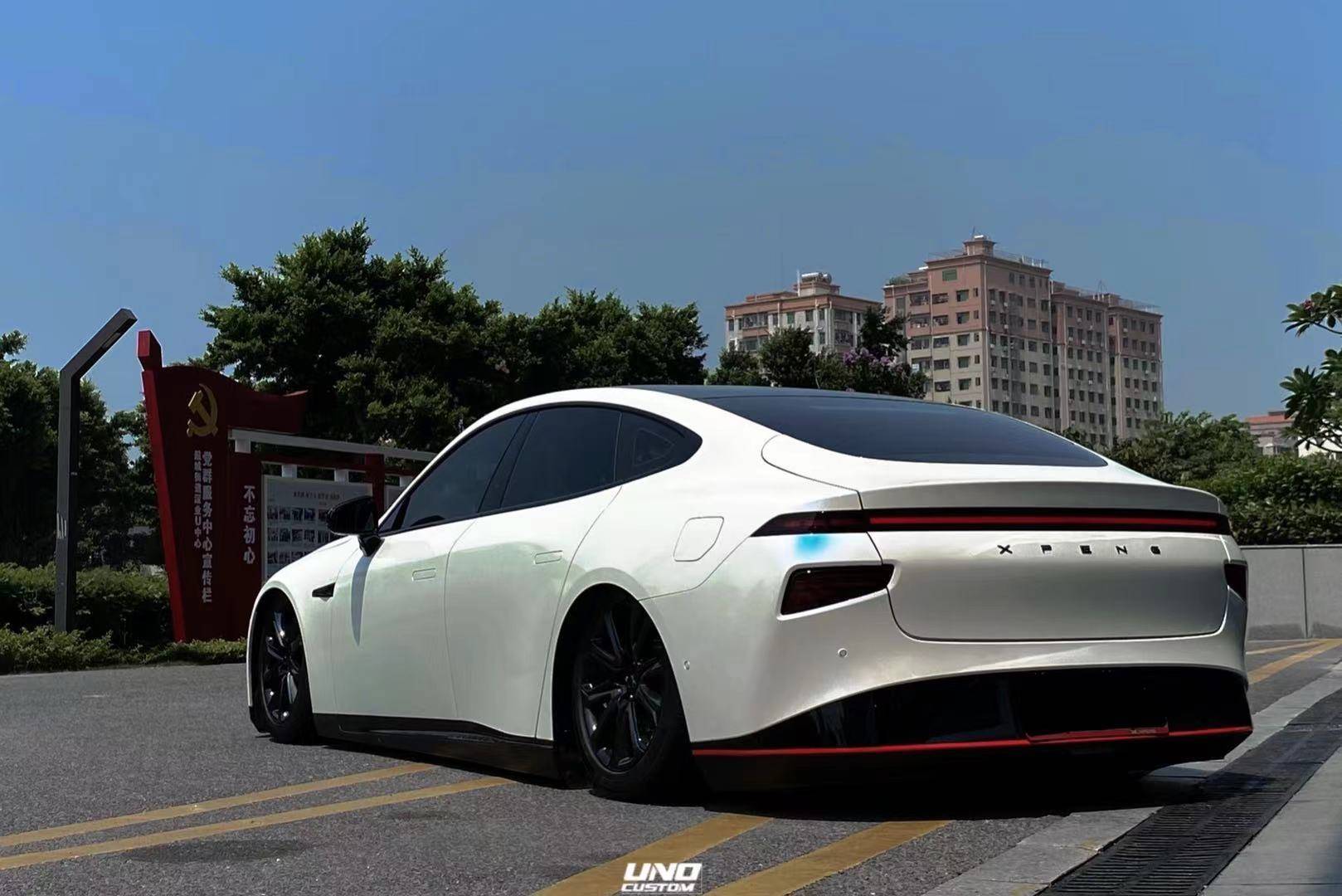 李洋分享小鹏p7改装airbft气动避震品牌功能配置终身质保全国联保