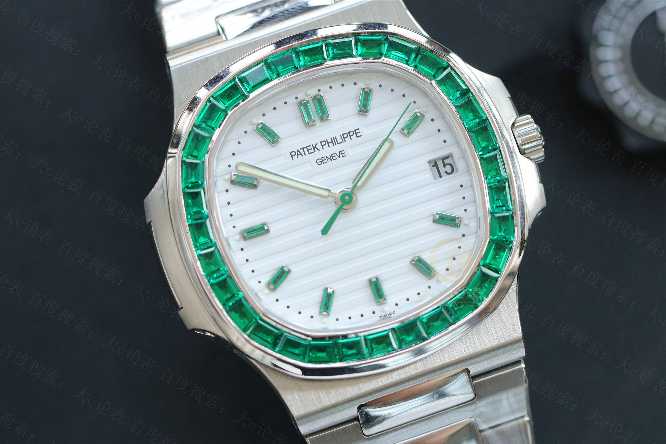 ��c�۱�:�ٴ�����������,���װ��ĸ�̲ʱ�Ȧ��