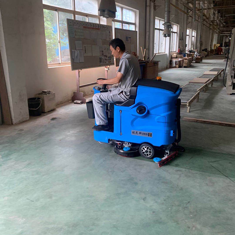 宜兴车间洗地机高效彻底完成清洁任务