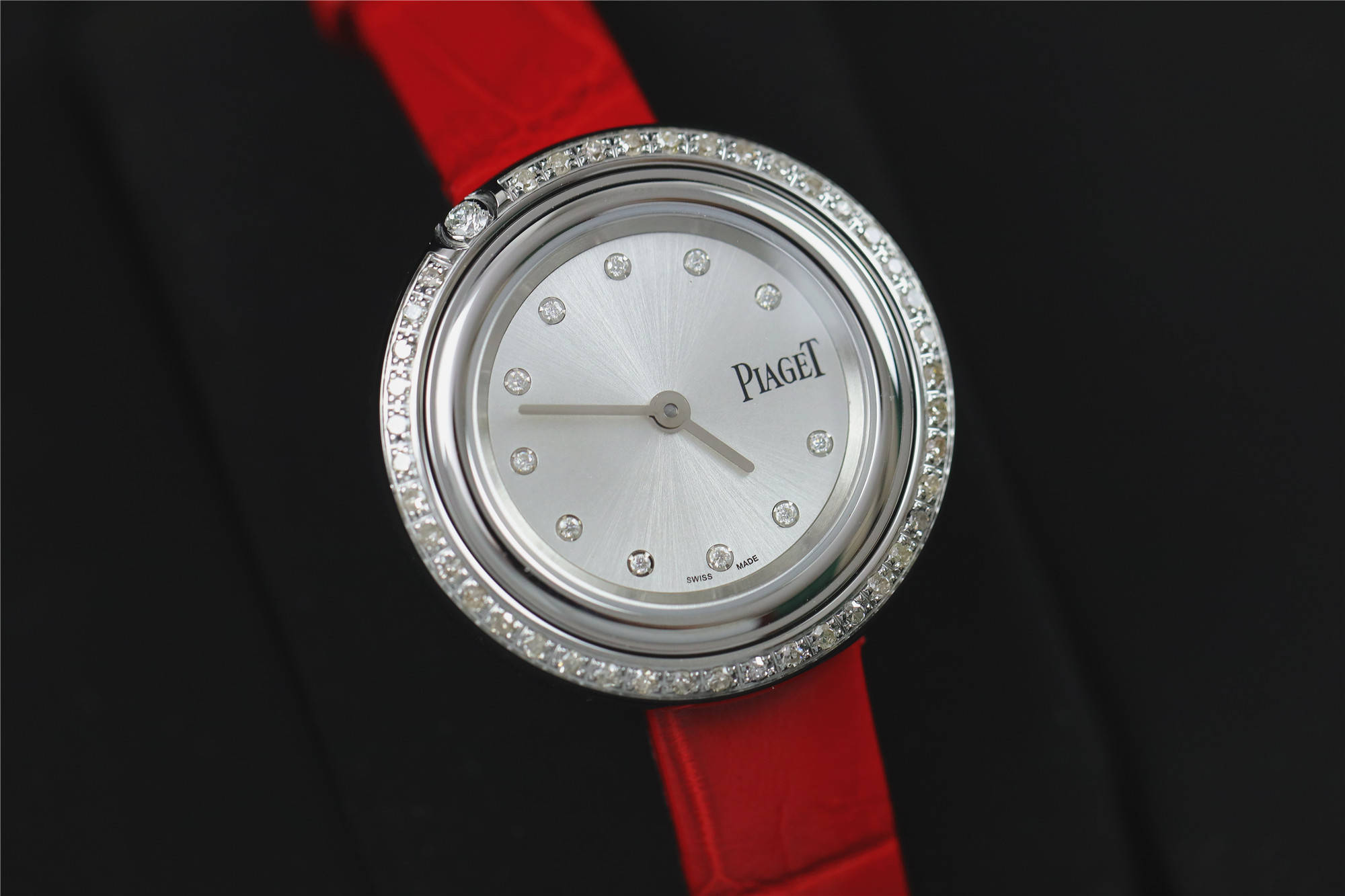 大c论表:带给女人的惊喜,伯爵经典的possession系列女表时来运转